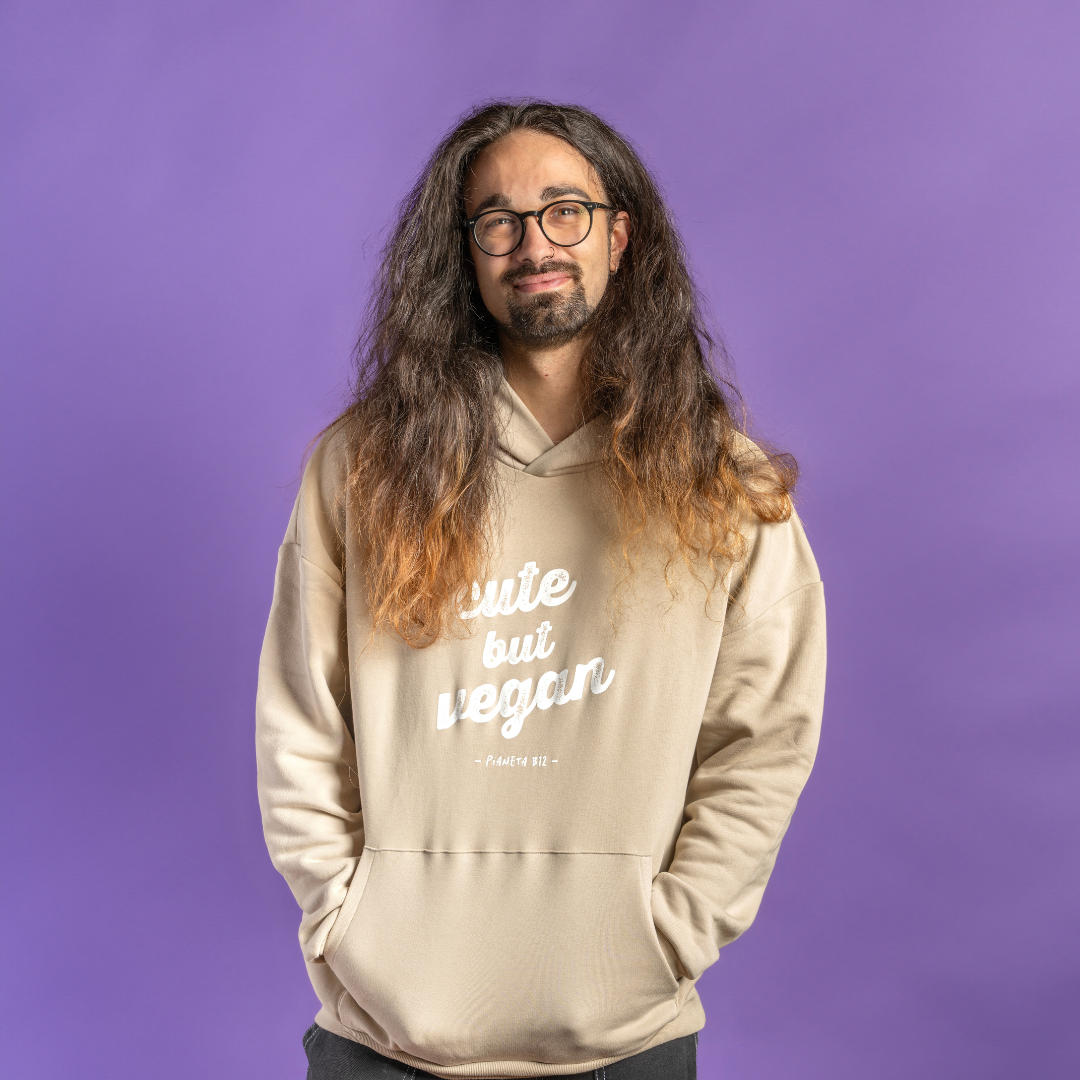 Felpa Comfort "Cute but Vegan"