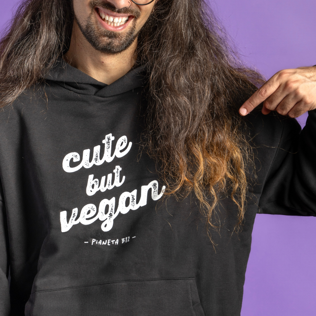 Felpa Comfort "Cute but Vegan"